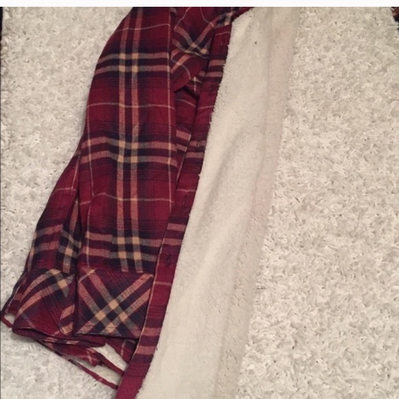 Burgundy and Navy Sherpa Lined Fleece - Picture 3 of 5